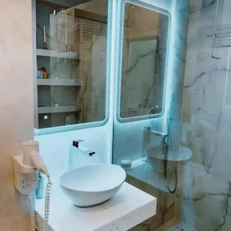Sea Spray Studio Two By Zelis - Stefan Building Resort *